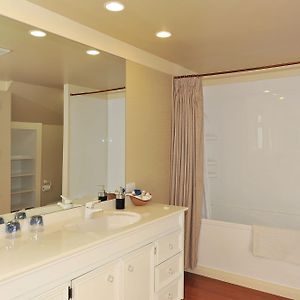 Suite Spa Bath